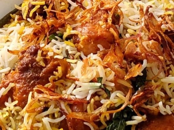 Family Pack Vijayawada Boneless Chicken Biryani.